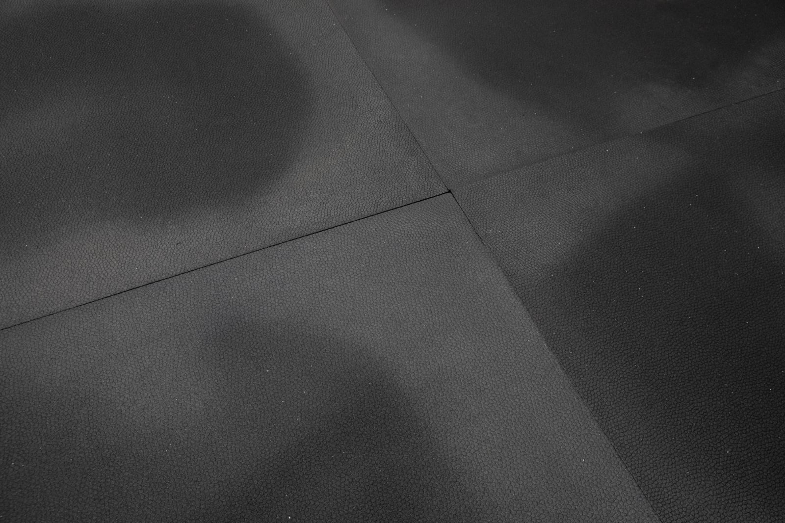 Rogue fitness gym 2025 flooring